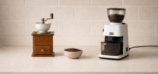 Manual vs Electric Coffee Grinder: Which Is Better for Beginners?