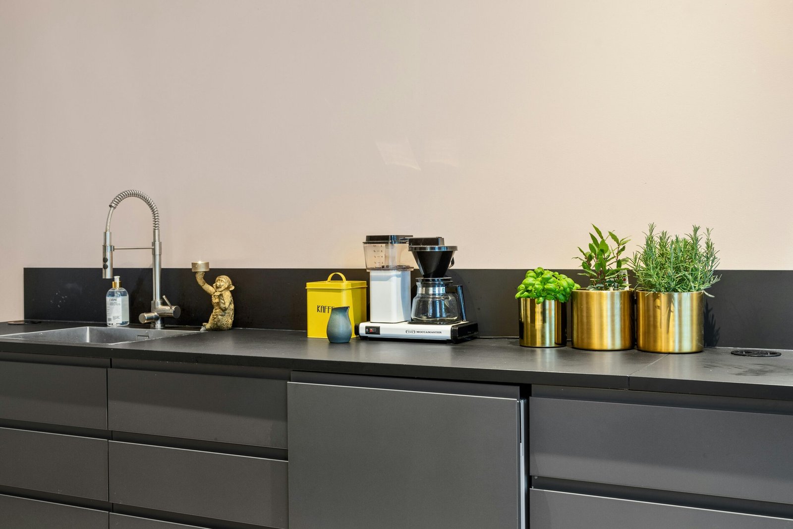 Best Coffee Gear for Small Apartments